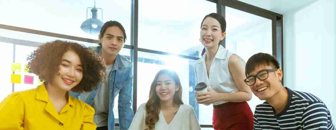 与全球最佳雇主  PA直营光电<br>
一起探索未来职涯可能